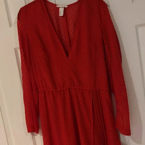 H&M Long Maci knotted sheer Red Wrap V neck Dress Sz 12 - Picture 4 of 16